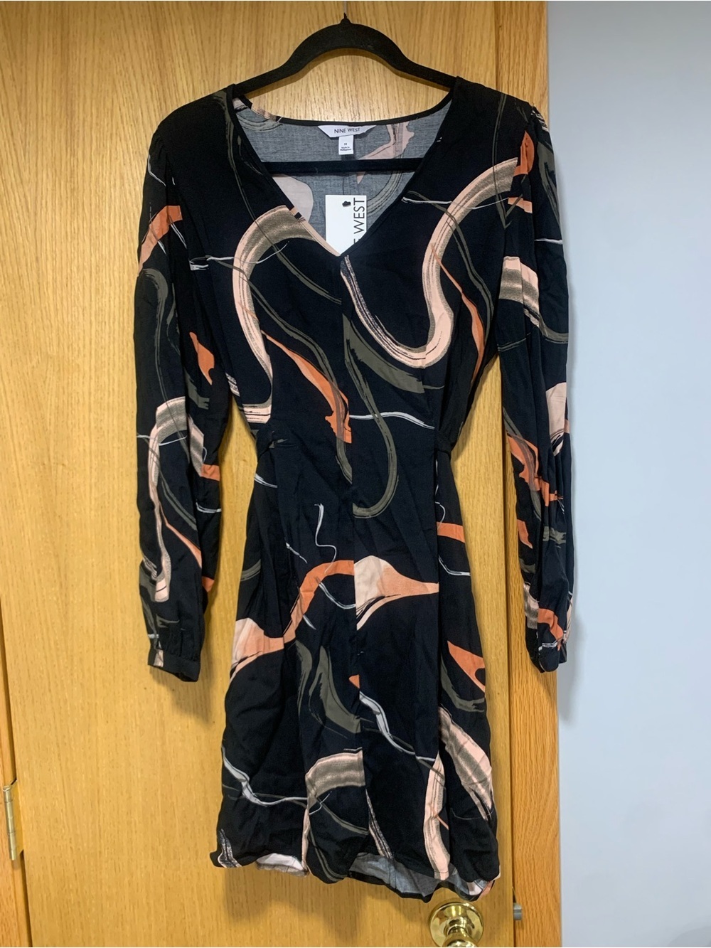 Nine West Black Long Sleeve Swirl Pattern Dress - Size Medium